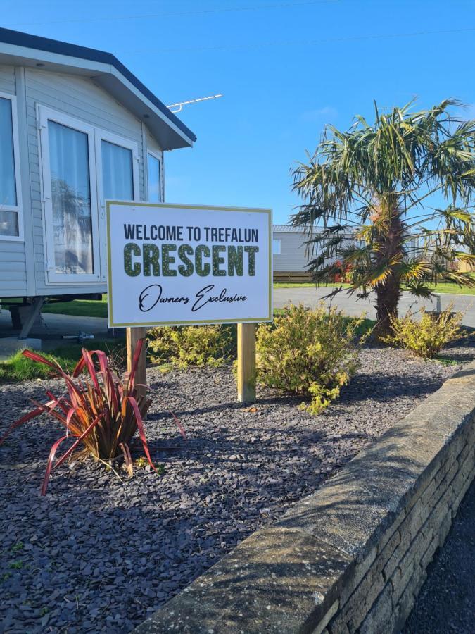 Beautiful 2 Bedroom Caravan, Holiday Park Tenby Saint Florence 外观 照片